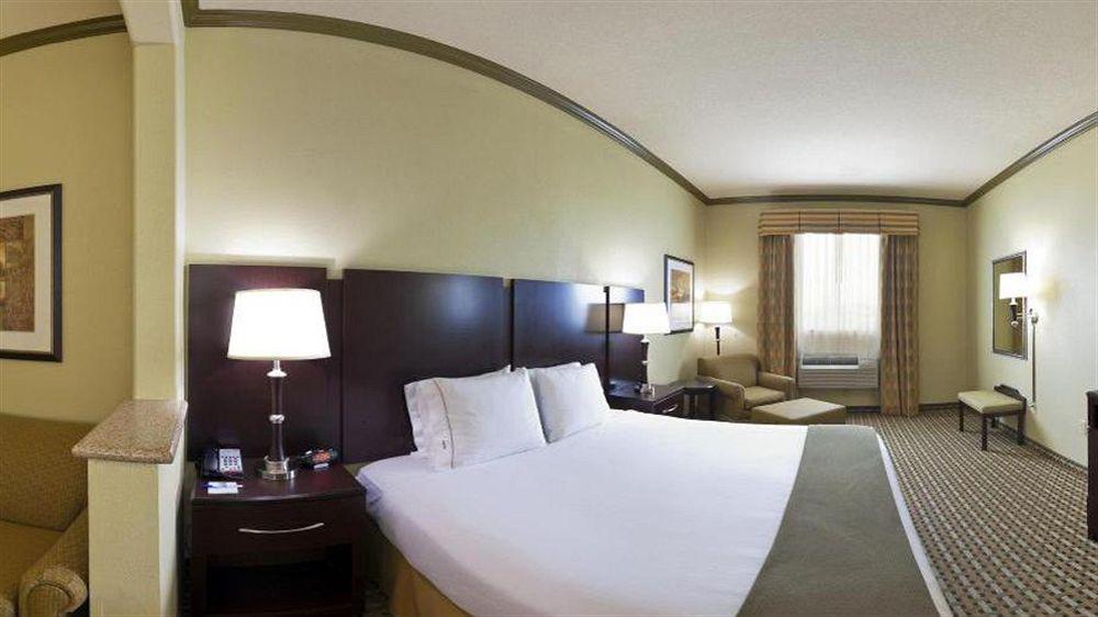 Holiday Inn Express & Suites Fort Worth - Fossil Creek By Ihg Exteriör bild