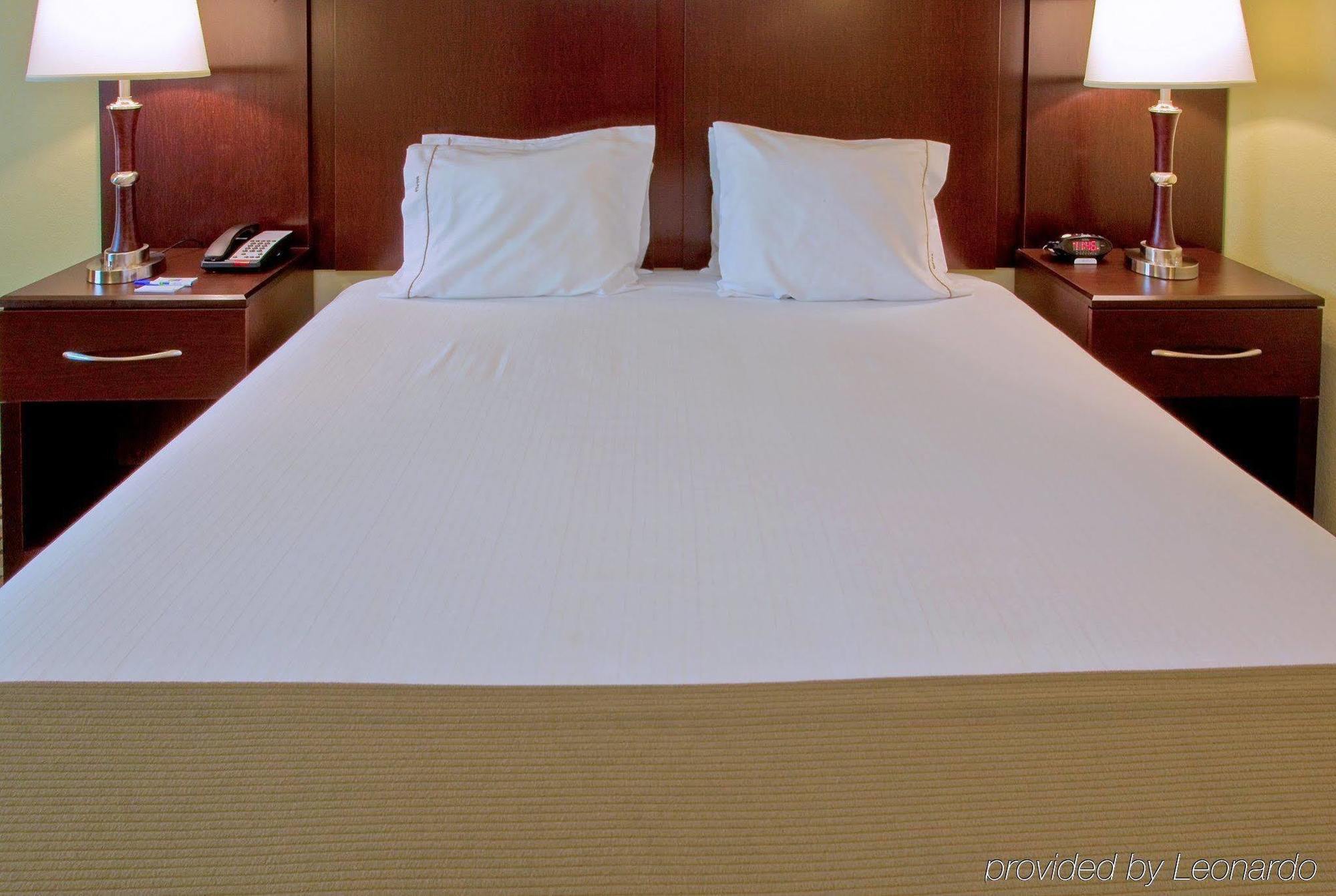 Holiday Inn Express & Suites Fort Worth - Fossil Creek By Ihg Exteriör bild