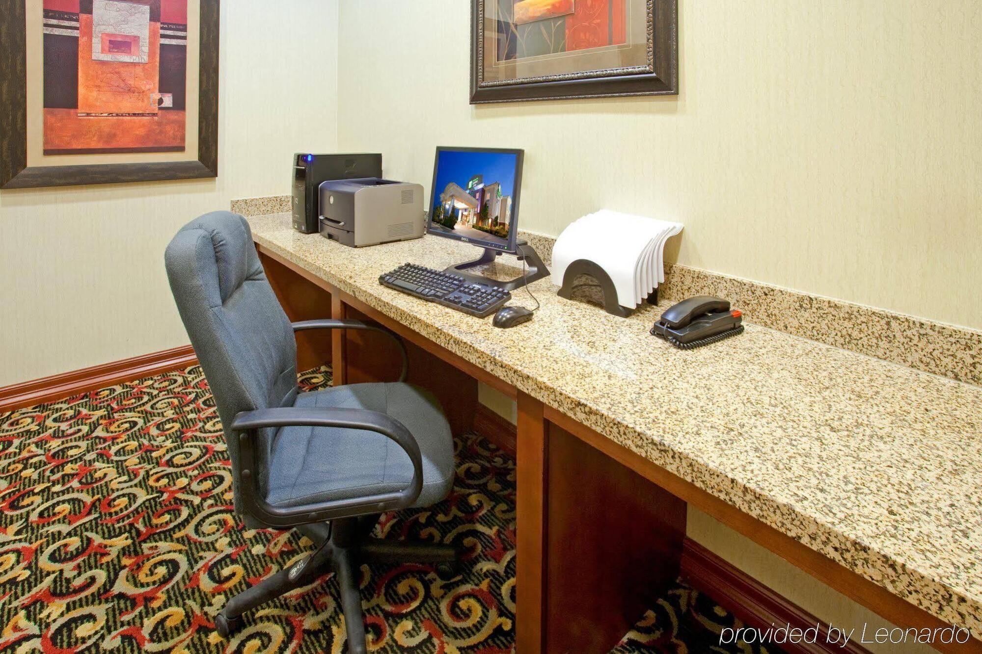 Holiday Inn Express & Suites Fort Worth - Fossil Creek By Ihg Exteriör bild